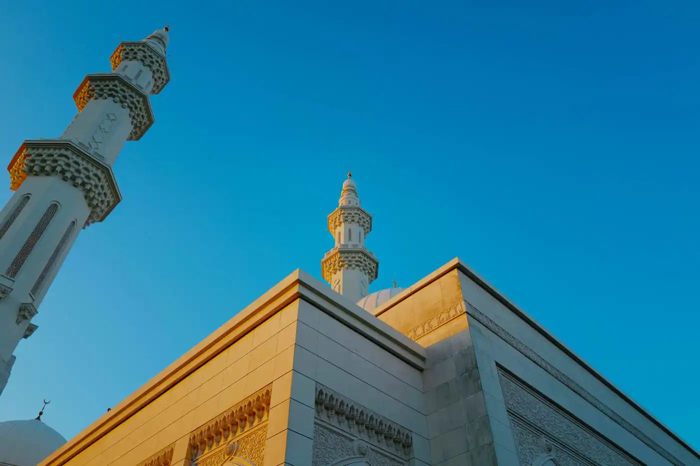 Funchal Approves Small Mosque Project at Praia Formosa