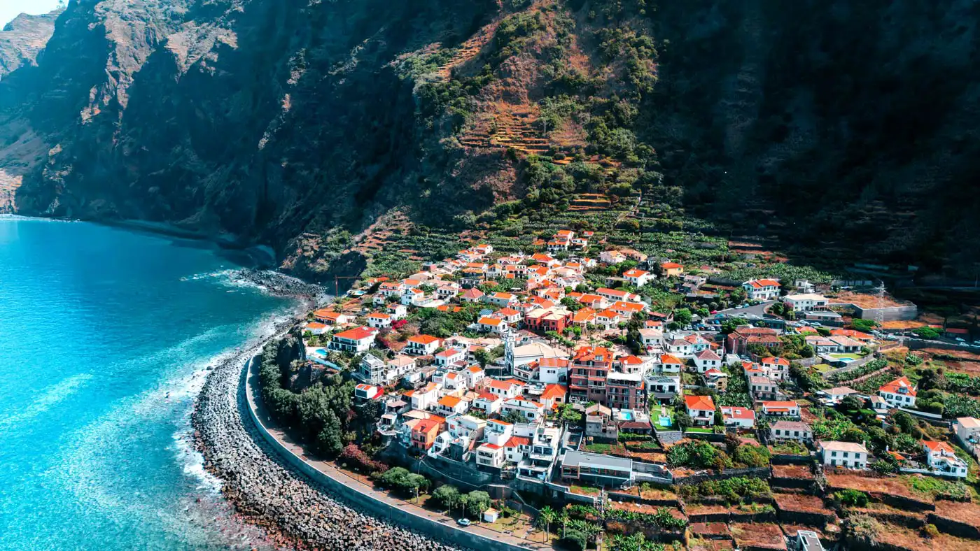 Miguel Albuquerque Calls for Changes to Tourism Sector
