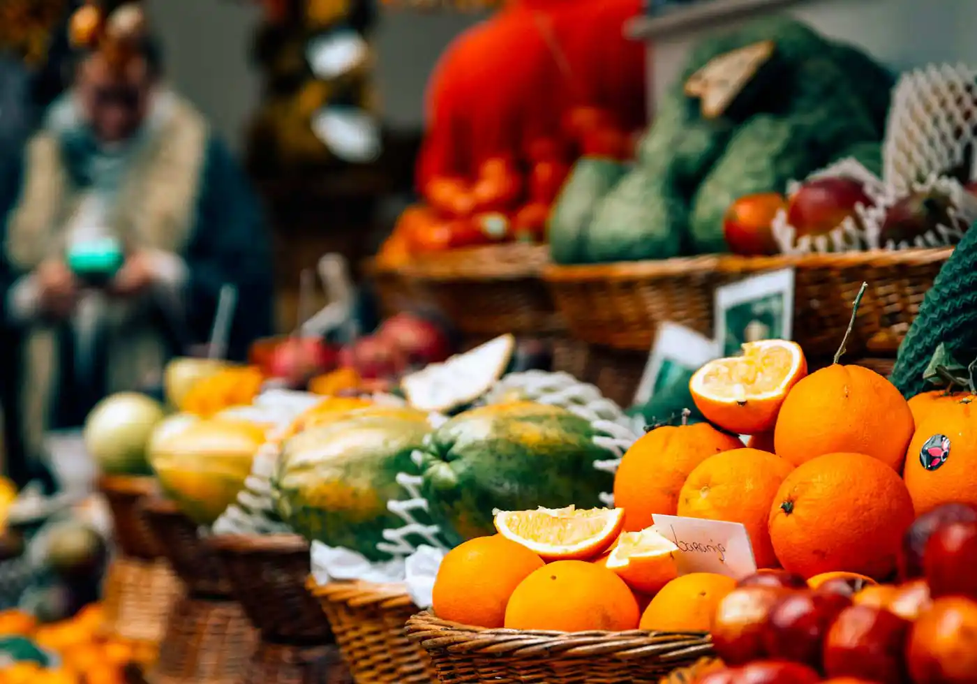 High Prices Affect Christmas Sales at Mercado dos Lavradores