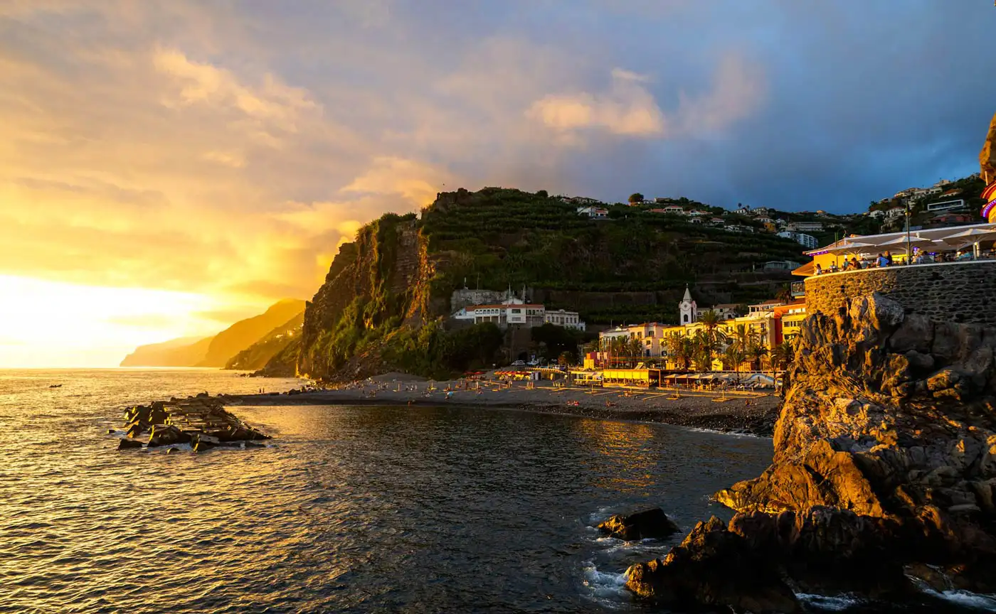 1 Million Overnight Stays in April as Tourism Revenue Rises 22%