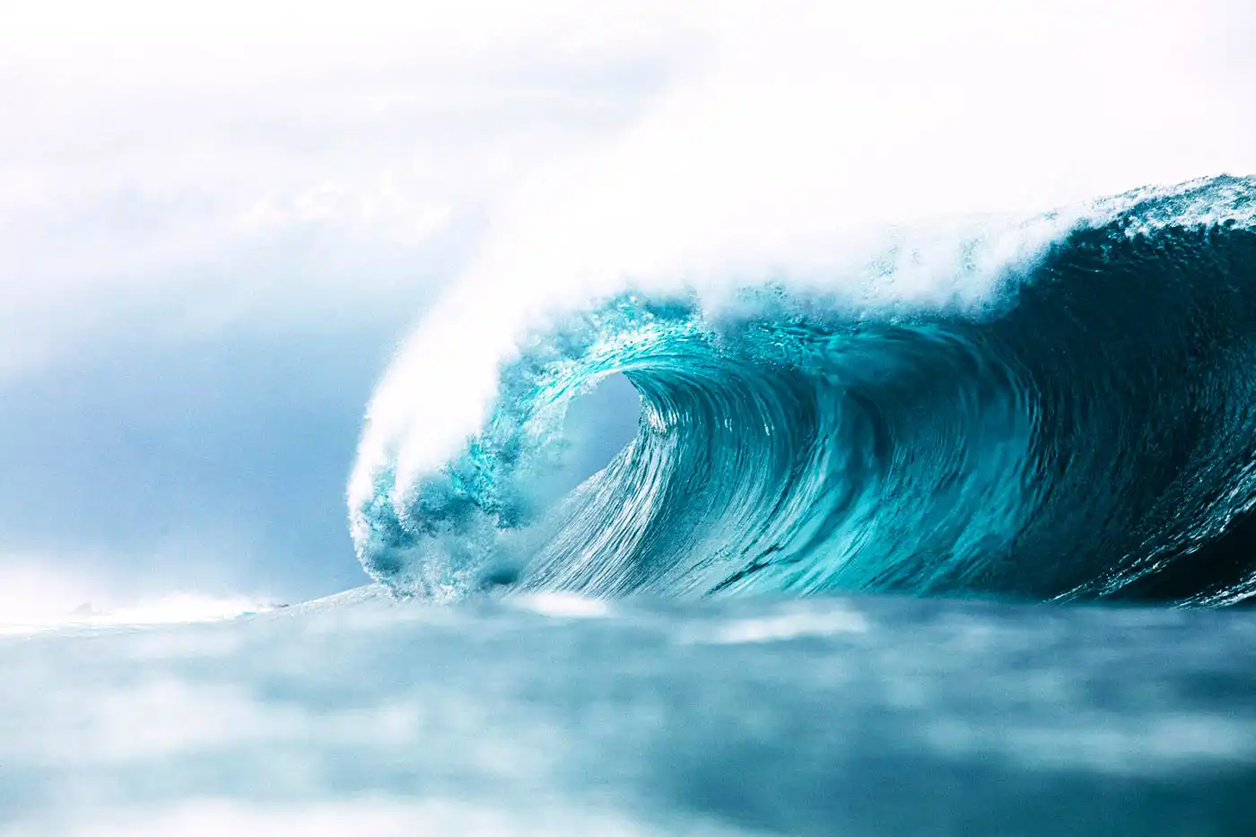 Madeira Under Red Alert as Waves Near 14 Meters